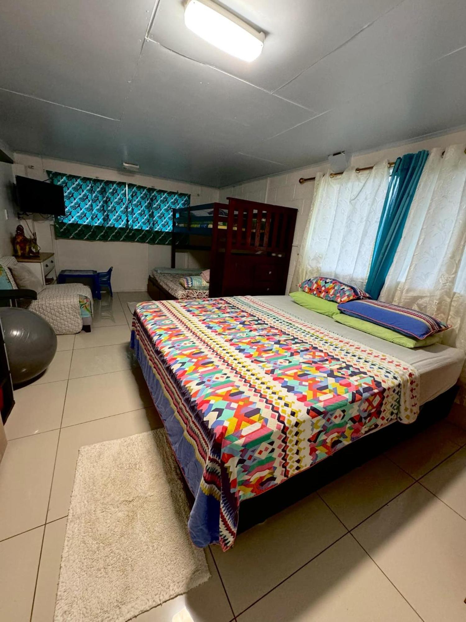 Mirimiri Spa Homestay Ngatangiia Eksteriør billede